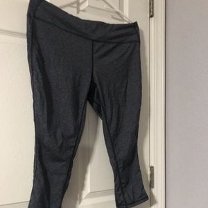 Capri workout pants